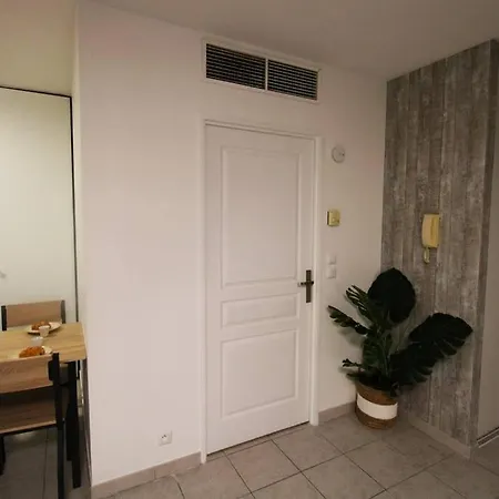 Palais De La Mer Yourhosthelper Apartment Antibes